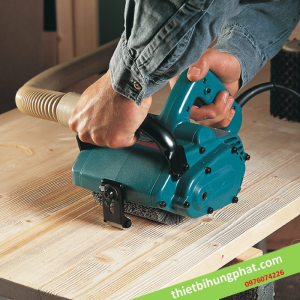 Máy chà nhám rung makita 9741 Máy chà nhám rung makita 9741