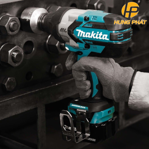 Máy siết bu lông dùng pin Makita DTW1004 Máy siết bu lông dùng pin Makita DTW1004