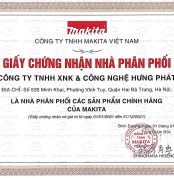 Đèn led dùng pin Makita DML815 (14.4V/18V) (Không kèm pin, sạc) Đèn led dùng pin Makita DML815 (14.4V/18V) (Không kèm pin, sạc)