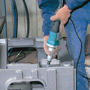 Máy mài khuôn Makita GD0810C Máy mài khuôn Makita GD0810C
