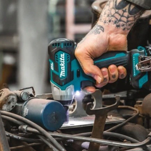 Máy siết bu lông dùng pin Makita TW161DSAE (12.7MM/BL) (kèm 02 pin 2.0 + sạc) Máy siết bu lông dùng pin Makita TW161DSAE (12.7MM/BL) (kèm 02 pin 2.0 + sạc)