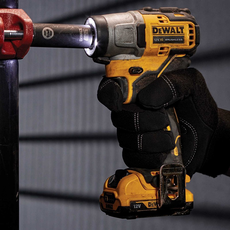 Máy siết bulon cầm tay Dewalt DCF894D1 18V(kèm 01 pin 2.0Ah + sạc) Máy siết bulon cầm tay Dewalt DCF894D1 18V(kèm 01 pin 2.0Ah + sạc)