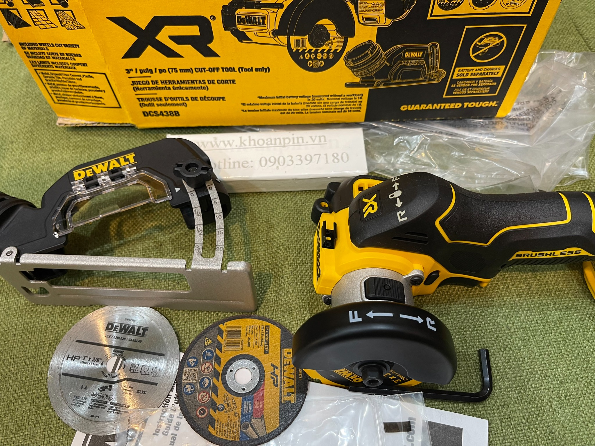 Máy cắt rung đa năng Dewalt DWE315K Máy cắt rung đa năng Dewalt DWE315K