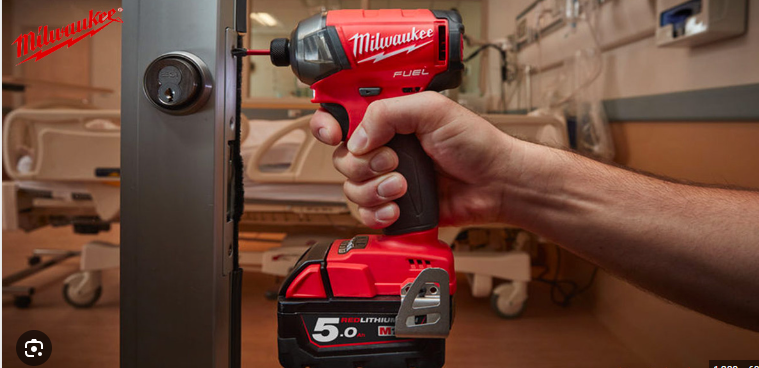 Máy vặn vít thủy lực Milwaukee M12 FQID-0C (bare) Máy vặn vít thủy lực Milwaukee M12 FQID-0C (bare)