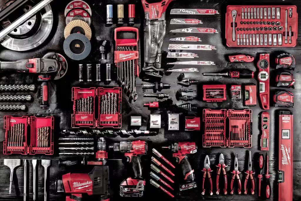 Bình chứa hóa chất 15L Milwaukee M18 BPFP-CST ASIA Bình chứa hóa chất 15L Milwaukee M18 BPFP-CST ASIA