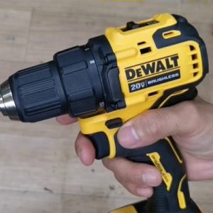 Máy khoan vặn vít pin Dewalt DCD708N-KR 20V (không kèm pin, sạc) Máy khoan vặn vít pin Dewalt DCD708N-KR 20V (không kèm pin, sạc)