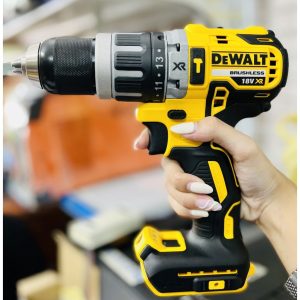 Máy khoan vặn vít động lực pin Dewalt DCD796N-KR (18V) (Không kèm pin, sạc) Máy khoan vặn vít động lực pin Dewalt DCD796N-KR (18V) (Không kèm pin, sạc)