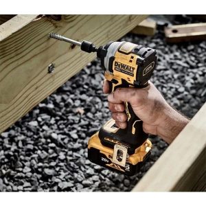 Máy vặn vít dùng pin Dewalt DCF850N (18V) (không kèm pin, sạc) Máy vặn vít dùng pin Dewalt DCF850N (18V) (không kèm pin, sạc)