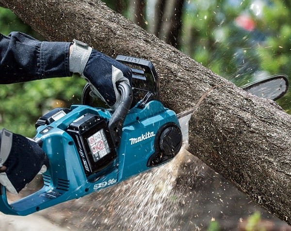 Máy cưa Bosch GKS 185 (chưa kèm pin sạc) Máy cưa Bosch GKS 185 (chưa kèm pin sạc)