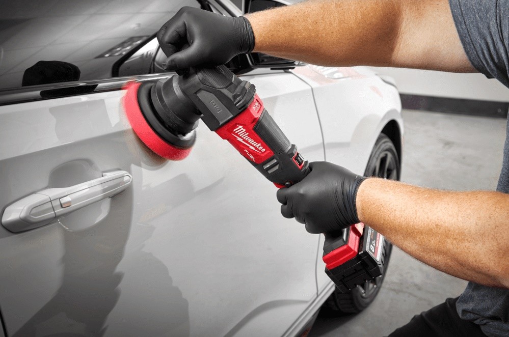 Máy đánh bóng lệch tâm dùng pin Milwaukee M18 FROP15-0 (bare) Máy đánh bóng lệch tâm dùng pin Milwaukee M18 FROP15-0 (bare)