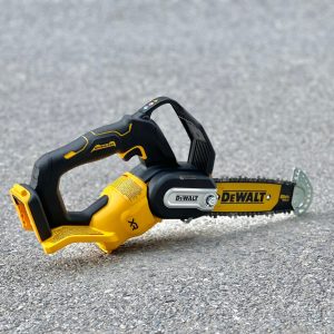 Máy cưa xích dùng pin Dewalt 20V DCCS623B Máy cưa xích dùng pin Dewalt 20V DCCS623B