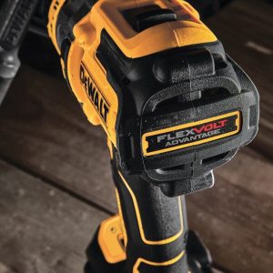 Máy khoan động lực cầm tay pin 20V Dewalt DCD999P2 (KÈM 02 PIN 5.0 + SẠC) Máy khoan động lực cầm tay pin 20V Dewalt DCD999P2 (KÈM 02 PIN 5.0 + SẠC)