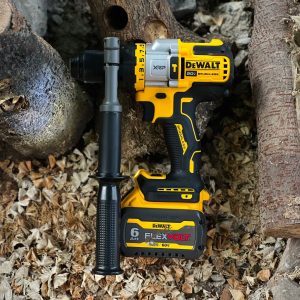 Máy khoan động lực cầm tay pin 20V Dewalt DCD999T1 (kèm 1 pin 54V-6.0Ah+ sạc) Máy khoan động lực cầm tay pin 20V Dewalt DCD999T1 (kèm 1 pin 54V-6.0Ah+ sạc)