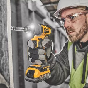 Máy vặn vít dùng pin 20V DeWalt DCF840N (không kèm pin sạc) Máy vặn vít dùng pin 20V DeWalt DCF840N (không kèm pin sạc)